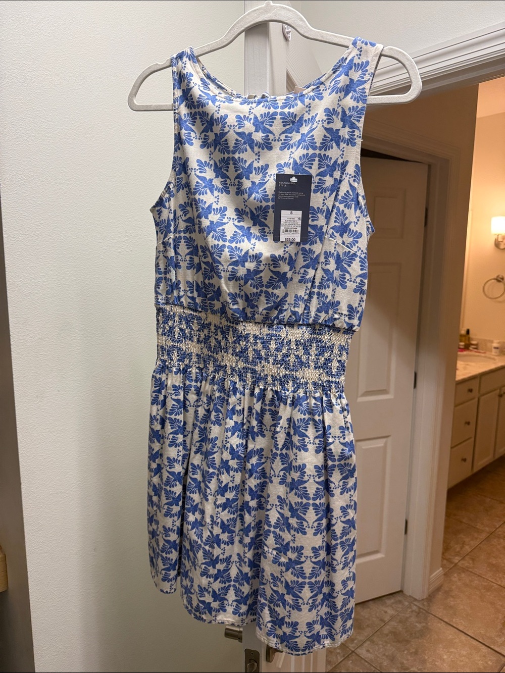 NWT Blue & White Floral Smocked Waist Dress Size Small